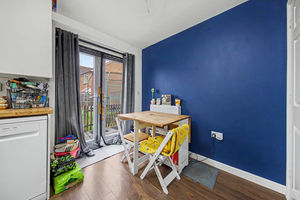 Masefield Avenue Holmewood